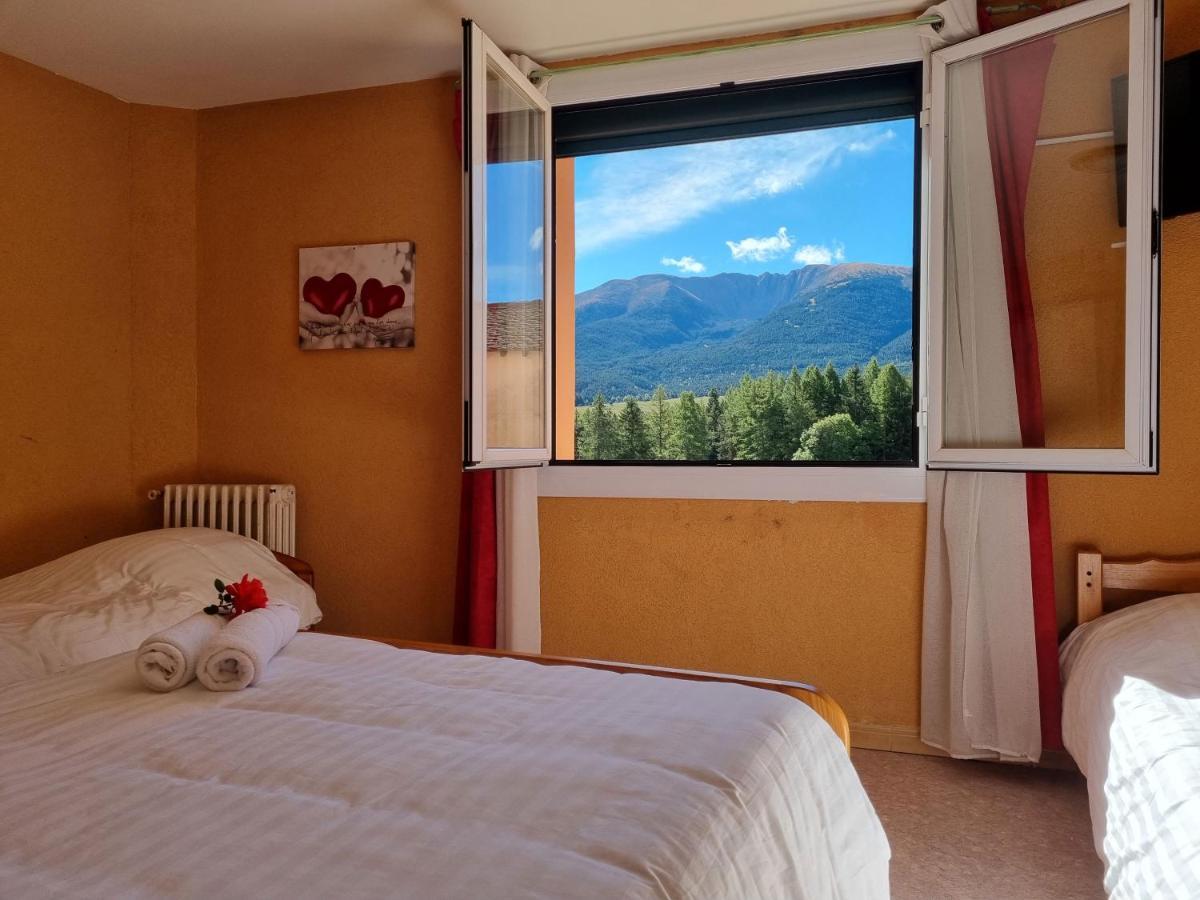 Le Catalan - Hotel Et Appartements Mont-Louis Kültér fotó