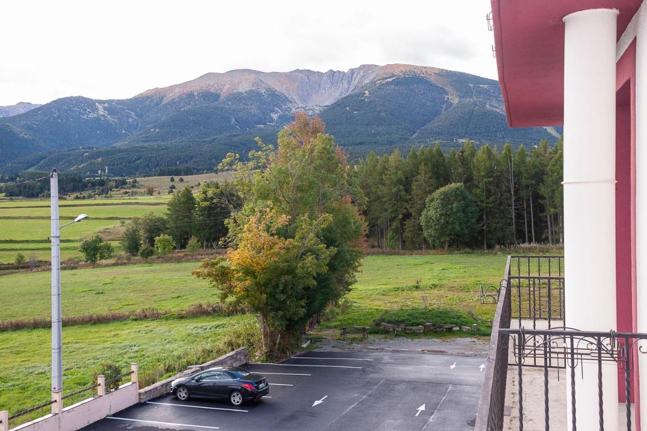 Le Catalan - Hotel Et Appartements Mont-Louis Kültér fotó