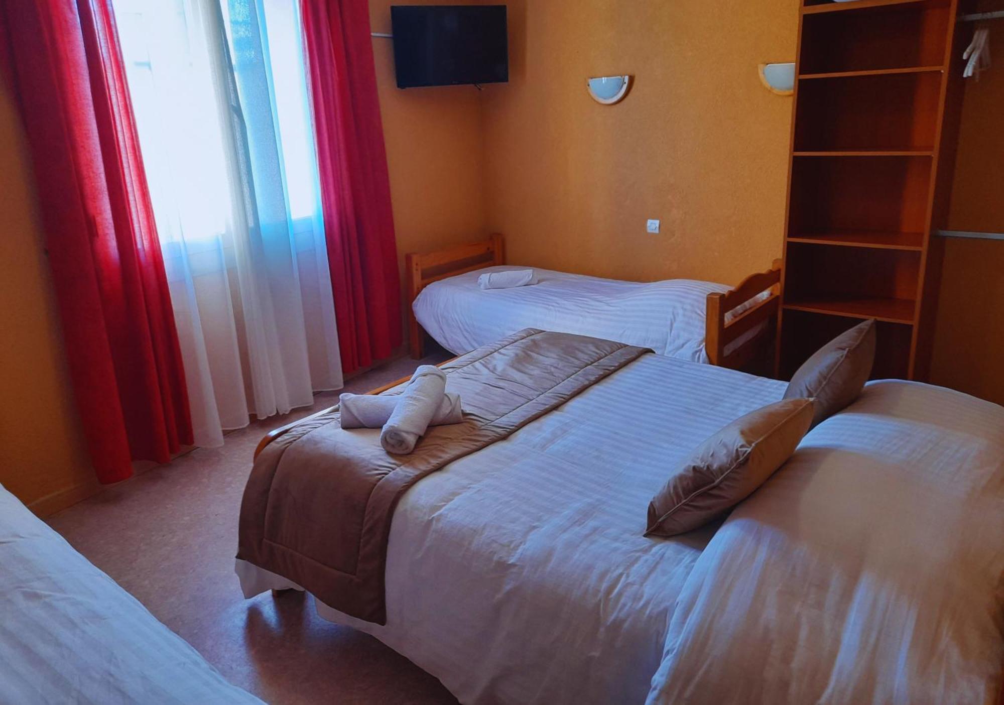 Le Catalan - Hotel Et Appartements Mont-Louis Kültér fotó