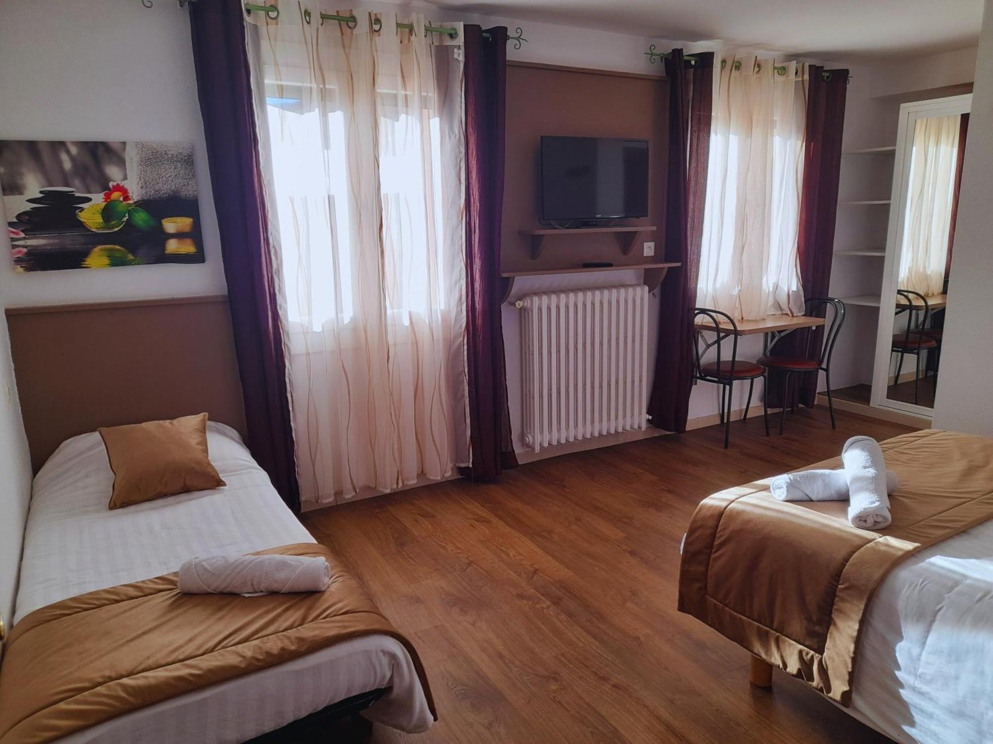 Le Catalan - Hotel Et Appartements Mont-Louis Kültér fotó