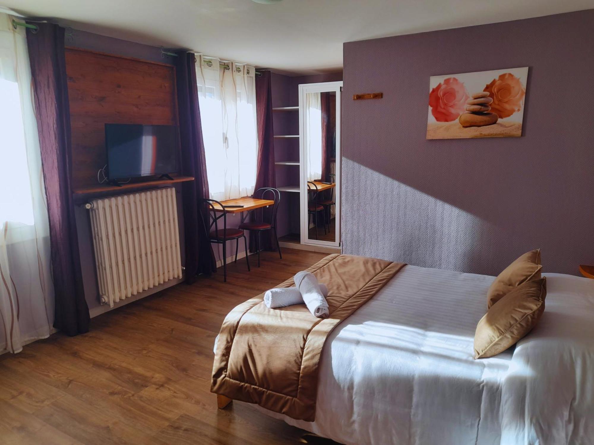 Le Catalan - Hotel Et Appartements Mont-Louis Kültér fotó