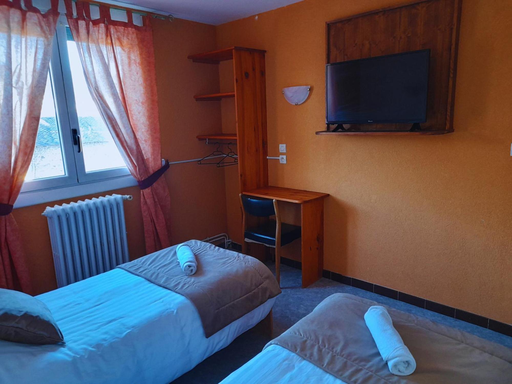 Le Catalan - Hotel Et Appartements Mont-Louis Kültér fotó